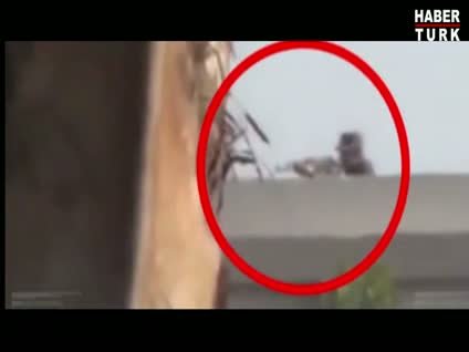 Kendi ölüm anını çekti