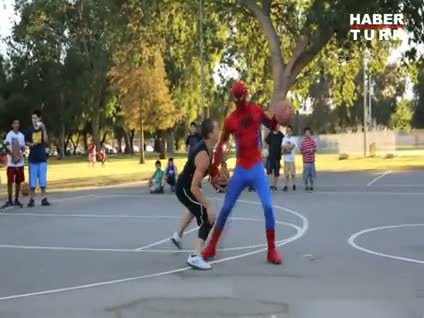 NBA oyuncularına taş çıkarttı