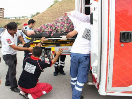 Kilolu hasta obez ambulansına da sığamayınca