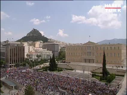 Yunanistan bugün genel grevde!
