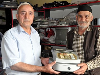 İnsanlık ölmemiş