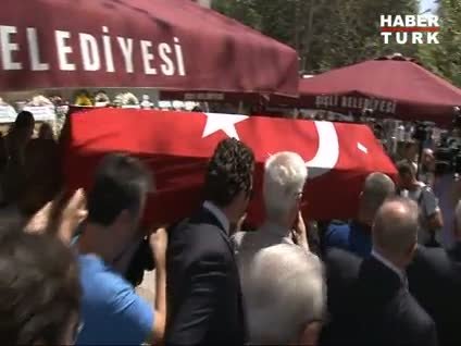 İnal Batu son yolculuğuna uğurlandı