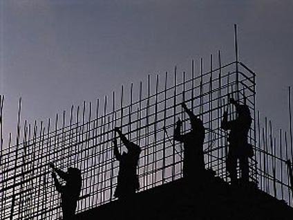 Artık inşaat işçileri de diplomalı