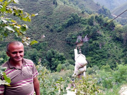 İlkel teleferikten harmana