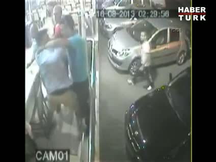 Balıkesir'de ölümle sonuçlanan kavga anı kamerada