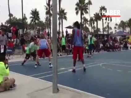 Böyle basket çalımı görülmedi
