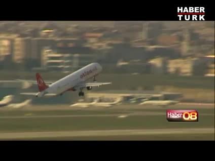 Uçak biletlerine tavan fiyat geliyor