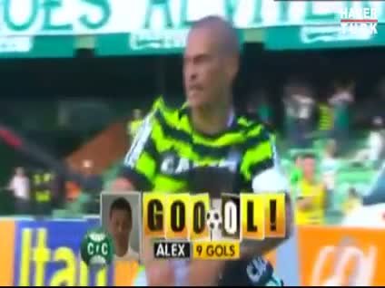 Alex resitali Brezilya'yı büyülüyor