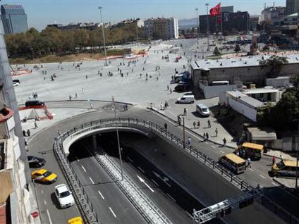 Taksim Meydanı artık yayaların