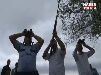 Teleferik direğindeki cisim polisi alarma geçirdi