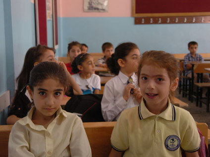 Diyarbakır okullarda kimyasal alarma geçti