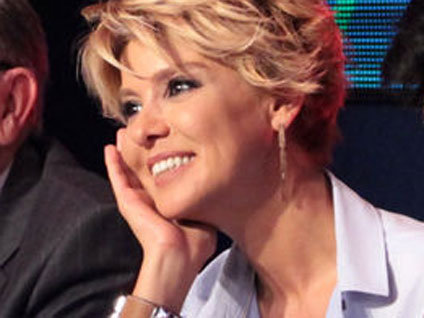 Bir Milyon Kimin elemelerinde Gülben Ergen sorularıyla fena terletti