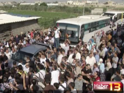 Mısır Gazze'ye geçişleri kapattı