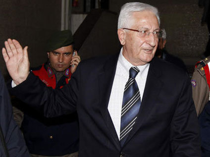 Çevik Bir: İrtica için kurduk