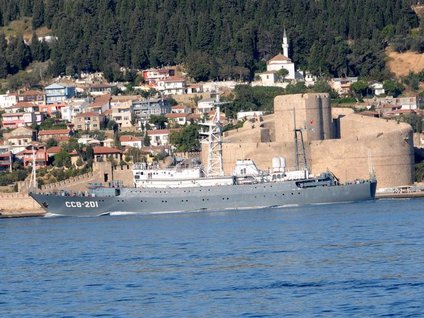 Boğaz'da 2 Rus gemisi