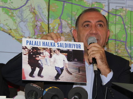 CHP'den Barbaros Şansal'a "Palalı" yanıtı