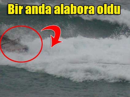Denizde can pazarı saniye saniye görüntülendi İşte o anlar