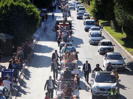 Yıldızlar Antalya sokaklarında