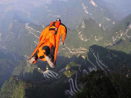 Bu kez ölüme uçtu