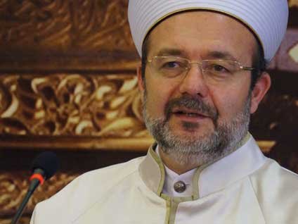 Acı haberi Diyanet İşleri Başkanı Mehmet Görmez verdi