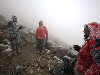 Üç gazeteciden Ağrı Dağı çıkartması