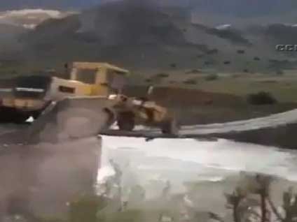 Tam o anda yürekler ağızlara geldi