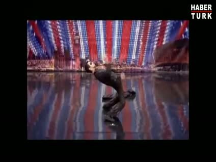 Gerçek Matrix izleyenleri büyüledi