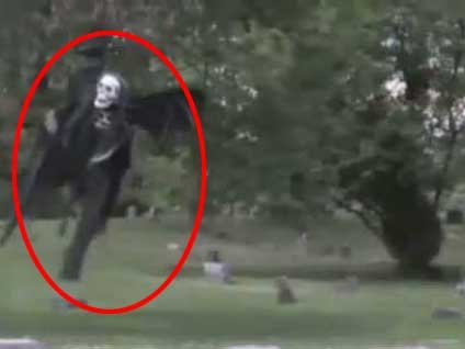 Mezarlıkta korkunç görüntü