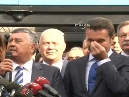 CHP'nin daveti Mustafa Sarıgül'ü herkesin önünde ağlattı