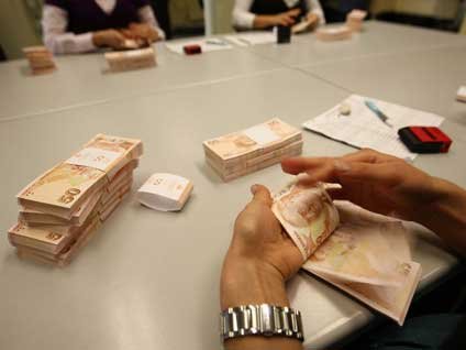 Evli öğrencilere karşılıksız kredi müjdesi