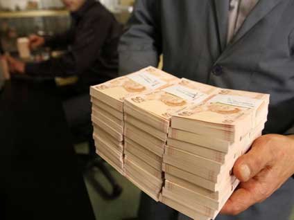 Enflasyon beklentiyi aştı yeni yıl zamlarla gelecek