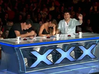 Dil bilmeyen tercüman Acun'u gülmekten ağlattı