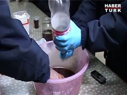 Kola şişesinden çıkana bakın!