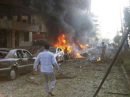 Beyrut'taki bombaların patlama anı kamerada