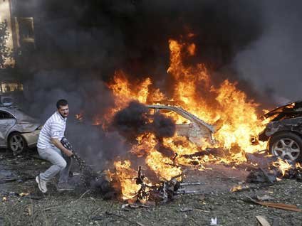 İran'a bombalı saldırı şoku