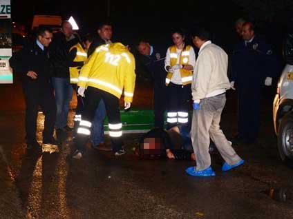 Kocası karısını bıçakladı karısı kocasını kurşunladı