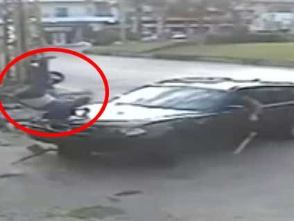 Görenleri dehşete düşüren kaza anı