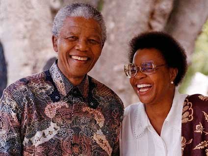 Nelson Mandela hayatını kaybetti