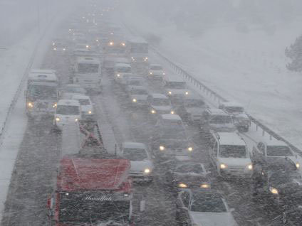İstanbul'da kar çilesi!