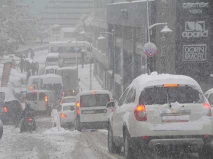 İstanbul trafiğini felç ettiler