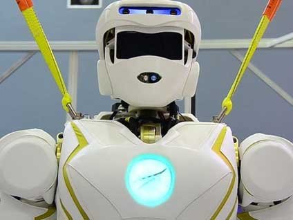 NASA insan gibi hareket eden robot yaptı