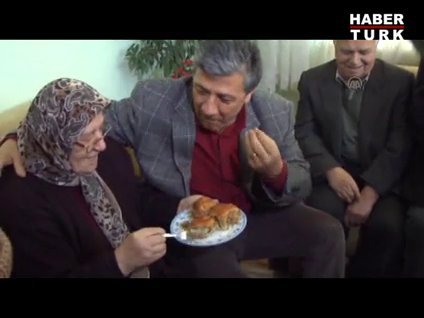 Balbay'a kendi elleriyle yedirdi