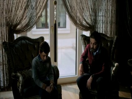 Ben senin babanım oğlum!