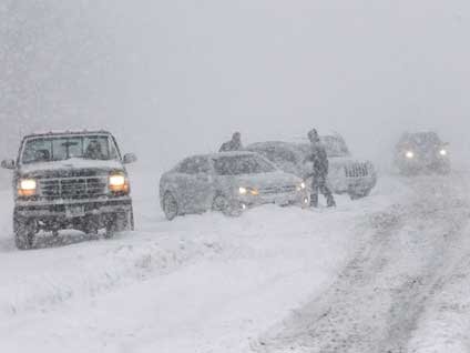 ABD'de kar yağışı 9 can aldı