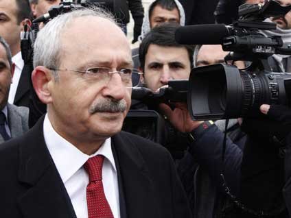 Kemal Kılıçdaroğlu'ndan 2 bakanın istifasına ilk tepki