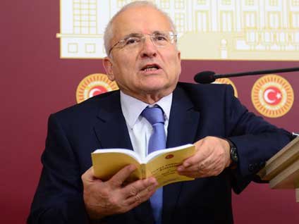 Ankara milletvekili Haluk Özdalga AK Parti'den istifa etti