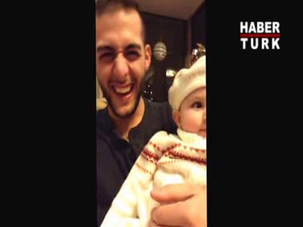 Bebek beatbox yapmaya çalışırsa