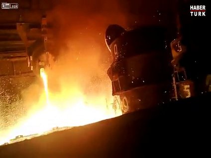 Metal fabrikasında facia