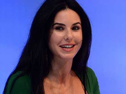 Defne Samyeli zorunluluğa uymayınca...