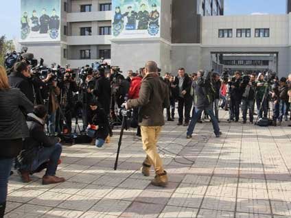 Gazetecilere "Emniyet" yasağı durduruldu